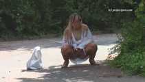 047003 Yassie Pees In A Suburban Parking Area 8