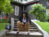  016081 Eve Pees On The Park Steps 8