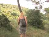 034002 Cindy Takes A Pee In A Field 9