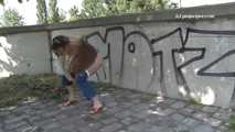 045001 Julia's Debut Pee 4