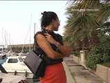 016164 Eve Takes Her Turn To Pee Into The Harbour 4