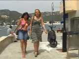 030015 Salma Pees Down The Harbour Steps 6