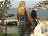 030015 Salma Pees Down The Harbour Steps 7