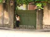 016148 Eve Has A Last Pee In Pisa 5