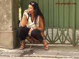 016148 Eve Has A Last Pee In Pisa 6