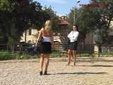 016128 Eve Has To Pee From A Bench Before Entering San Gimignano 5