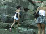 016125 Eve Pees Amongst  The Etruscan Ruins 4