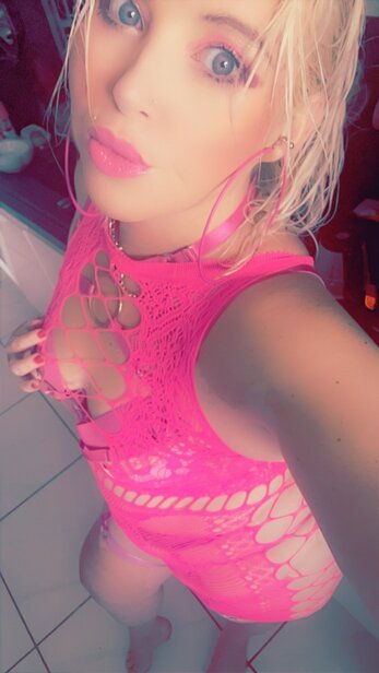 Kelly Kiss